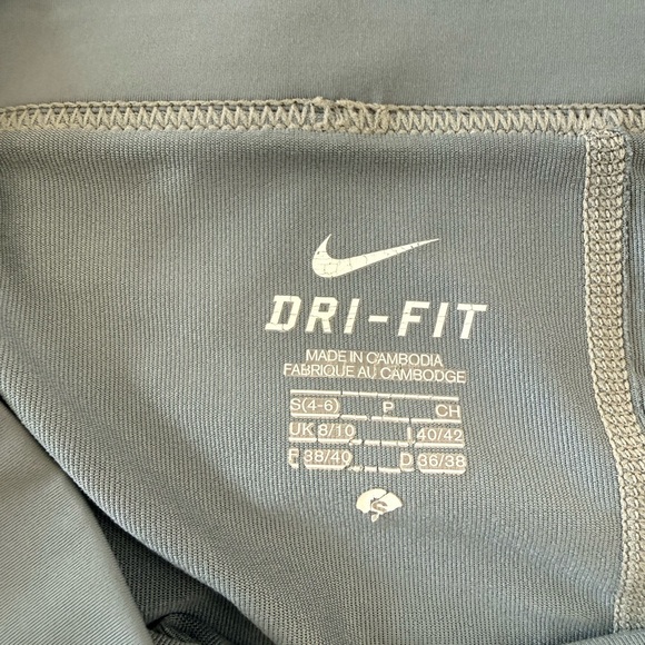 Nike Tennis Skort - Picture 4 of 6